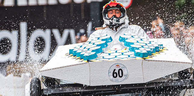 11:00 AM: Red Bull Soapbox Race (S7 E3) (S7) | Dave | 11/8 2025