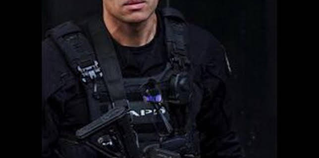 04:22: S.W.A.T.: Los hombres de Harrelson (T5): Ep.12 Procedencia | AXN | 3/7 2026