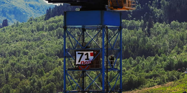 22:30: 71° nord - Norges tøffeste kjendis (S17 E30) (S17) | TVNorge | 11/21 2025