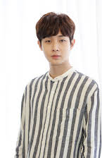 Choi Woo Shik como 