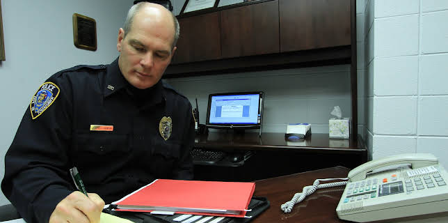 04:25: Nightmare Next Door (S2 E12) (S2) | Kanal 11 | 11/21 2025