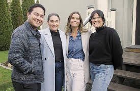 House Hunters: All-Stars: The Turnkey vs. DIY Debate