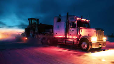 12:25 AM: Ice Road Truckers (S11 E10) (S11) | Paramount | 12/23 2025