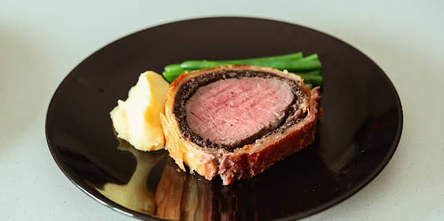 00:30: Dødelig familiemiddag: Forbrytelsen | NRK 2 | 3/28 2026