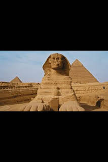 18:05: Tesoros perdidos de Egipto: Los secretos de las reinas de Egipto | National Geographic | 2/26 2026