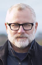 Tom Perrotta som Director