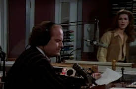 Frasier Season 1: Selling Out