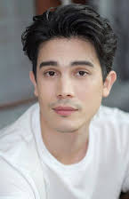 Sunny Suwanmethanont as 