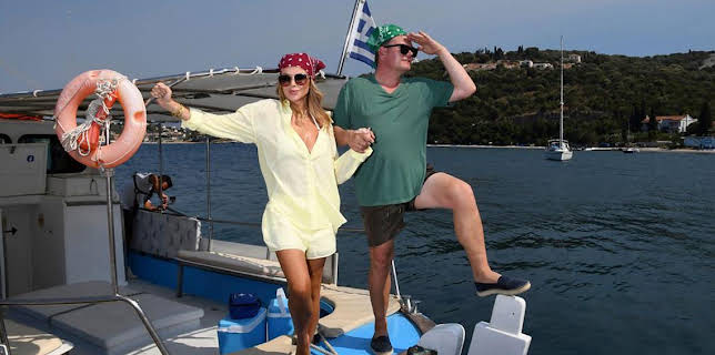 8:00 PM: Amanda & Alan's Greek Job (S1 E8) (S1) | BBC One Wales | 2/6 2026