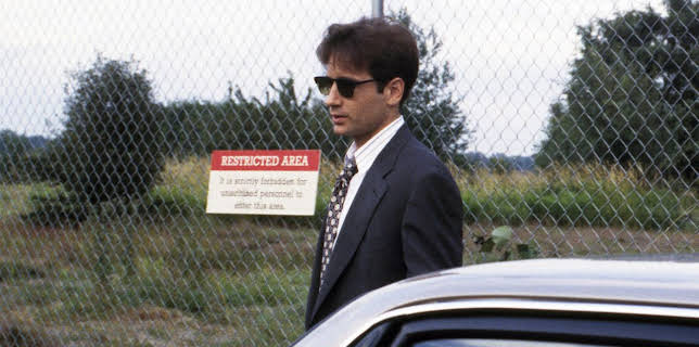 11:00 PM: The X-Files (S1 E2) (S1) | Paramount | 3/10 2026