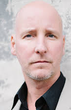 Jean-Luc Julien som Director