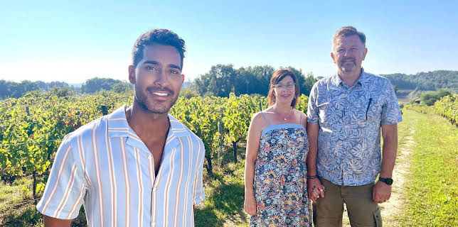 5:50 PM: A Place in the Sun | More 4 | 12/26 2025