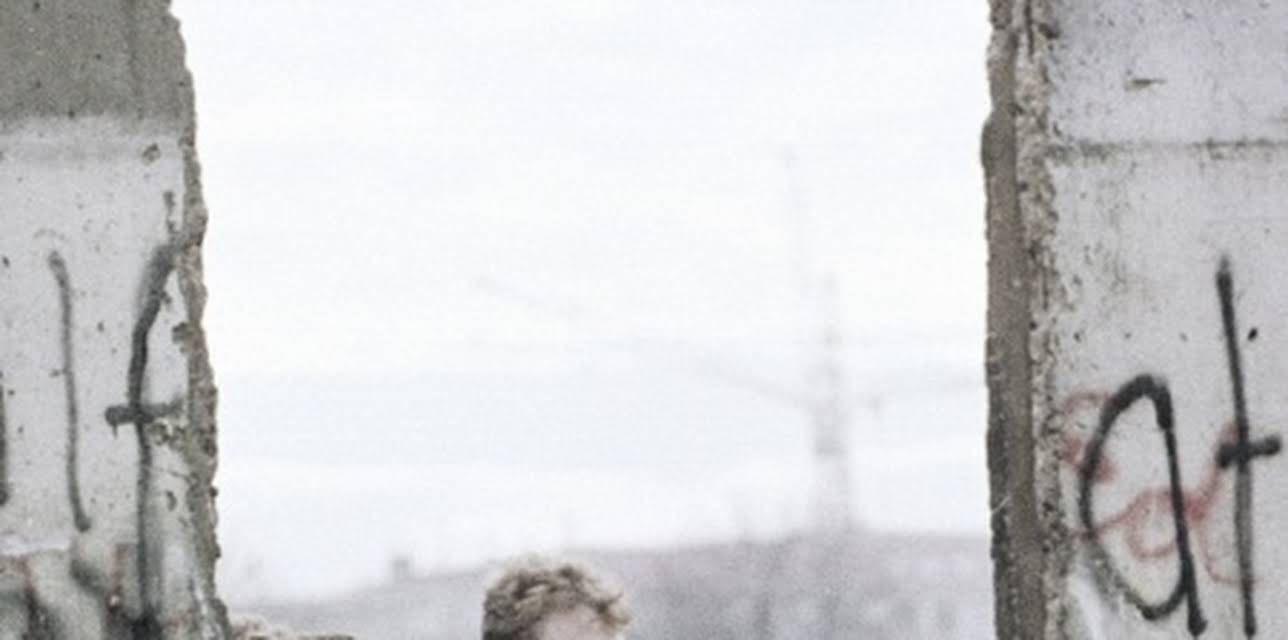 The Spy Who Saved the World/Dictator's Daughter (2000)