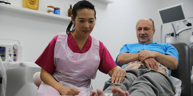 23:20: The Bad Foot Clinic (S1 E6) (S1) | TLC | 2/1 2026