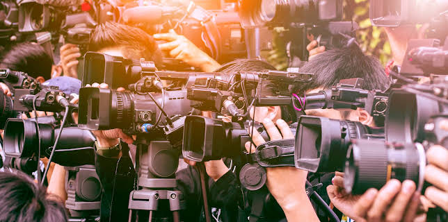 20:15: ZDF-History | ZDFinfo | 12/24 2025