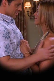 17:24: Friends (T10): Ep.1 El de después del beso de Joey y Rachel | Comedy Central | 9/17 2026