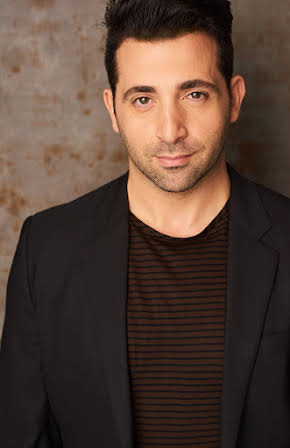 Johnny Cannizzaro as Nick DeVito