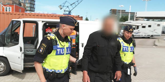 18:10: Gränsbevakarna Sverige (S1 E5) (S1) | Kanal 5 | 11/10 2025