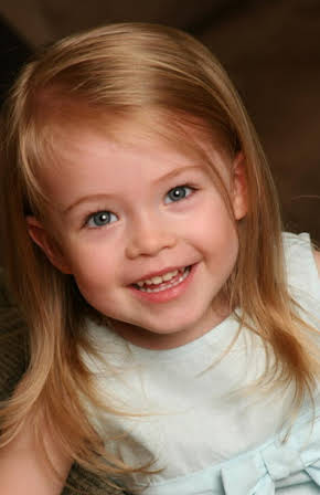 Alexa Gerasimovich as Erin McLoughlin