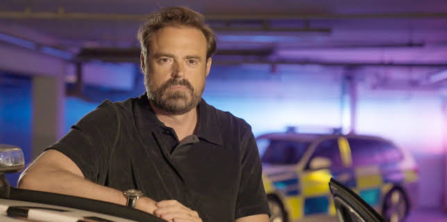 11:00 AM: Traffic Cops (S12 E1) (S12) | 5 Star | 11/26 2025