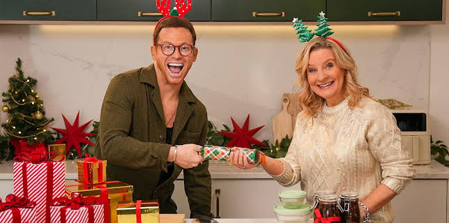 4:30 PM: Batch from Scratch at Christmas | Channel 4 | 12/20 2025