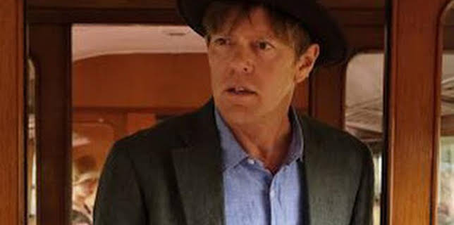 04:00: Beyond paradise (T2): Episodio 1 | COSMO | 12/21 2025