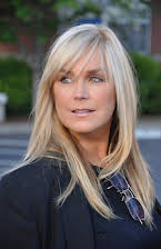 Catherine Hickland como 