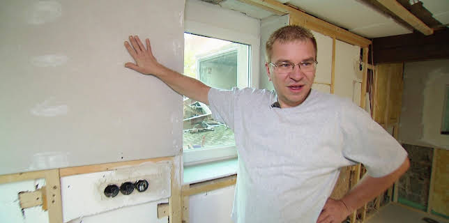 11:00: Die Schnäppchenhäuser - Jeder Cent zählt (S8 E6) (S8) | RTL 2 | 1/28 2026