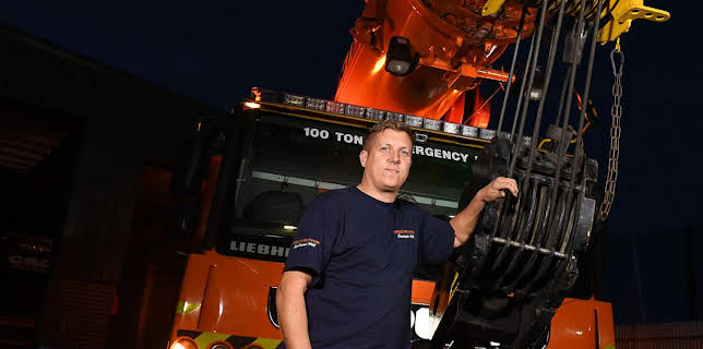 2:05 AM: Trucking Hell (S2 E20) (S2) | Paramount | 1/3 2026