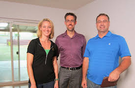 House Hunters: Volume 4, Season 102: Phoenix Newlyweds Battle Over Size