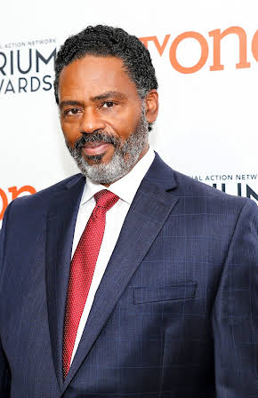 Richard Lawson as 