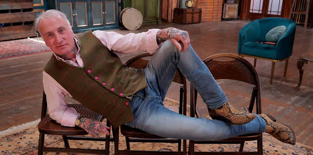 3:45 PM: The Bidding Room (S7) | BBC One | 12/18 2025