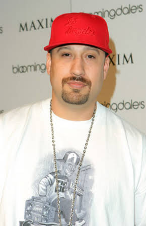 Louis Freese as 