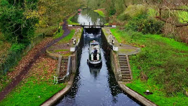 8:00 PM: Canal Boat Diaries (S6 E10) (S6) | Yesterday | 12/19 2025