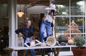 Capturing Home, Season 1: Rockstar Renovation