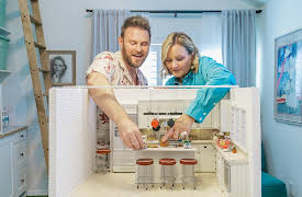 Junk or Jackpot?: Welcome to the Doll House