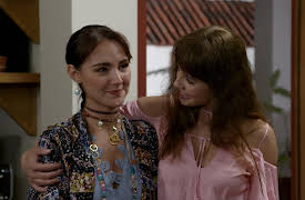 Hijas De La Luna y La Familia... Cambió season-1: Hijas de la Luna y La Familia... Cambió Capítulo 4