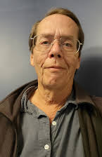 Gary Howsam som Director