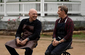 BBQ Brawl: Flay V. Symon, Season 1: Backyard BBQ