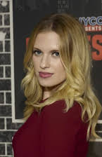 Barbara Dunkelman as 