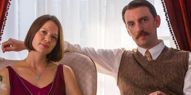 15:30: Seaside Hotel (S03/E01) | One | 1/21 2026