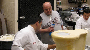 06:00: Cake Boss (S4 E3) (S4) | TLC | 8/2 2026