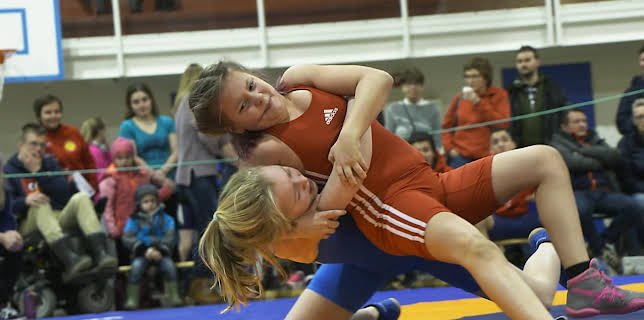 17:00: ieŽár: Sárá Mariella ieŽár | NRK Super | 12/17 2025