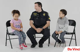 Kids Meet: Kids Meet a Cop