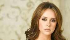 Entre fantasmas (T3): Ep.7 Falso médium