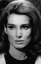 Annabella Incontrera as 