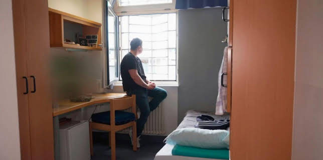 22:45: Zwischen Zelle und Zukunft - Frauenknast in Frankfurt | Tagesschau 24 | 1/10 2026