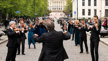18:55: Vår på Karl Johan med KORK | NRK 1 | 5/3 2026