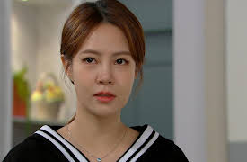 Woman in a Veil: Woman in a Veil Episode 16