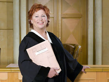 23:15: Richterin Barbara Salesch | Sat1 Gold | 5/14 2026